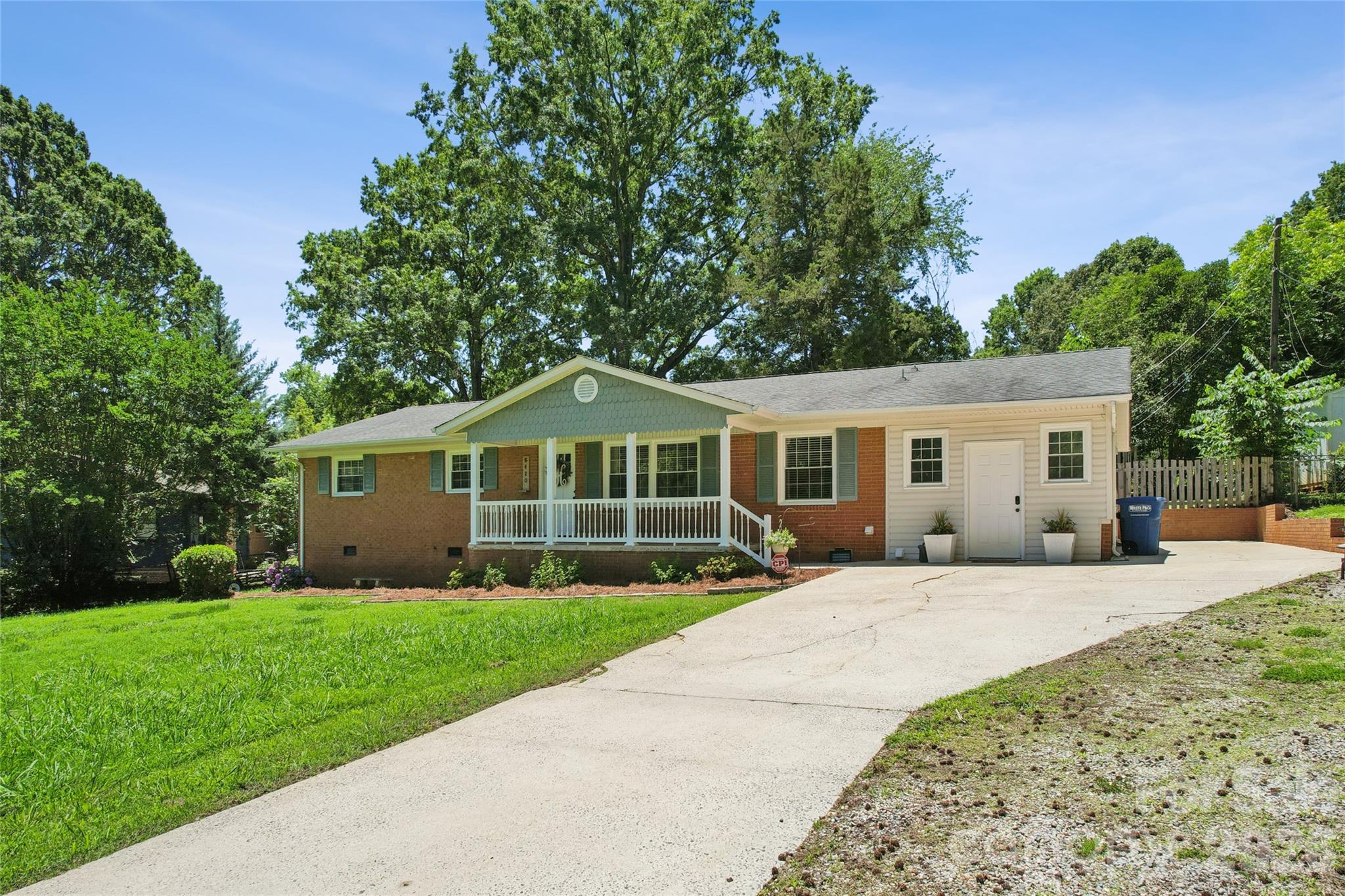 8420 Wilson Woods Drive Property Photo 1