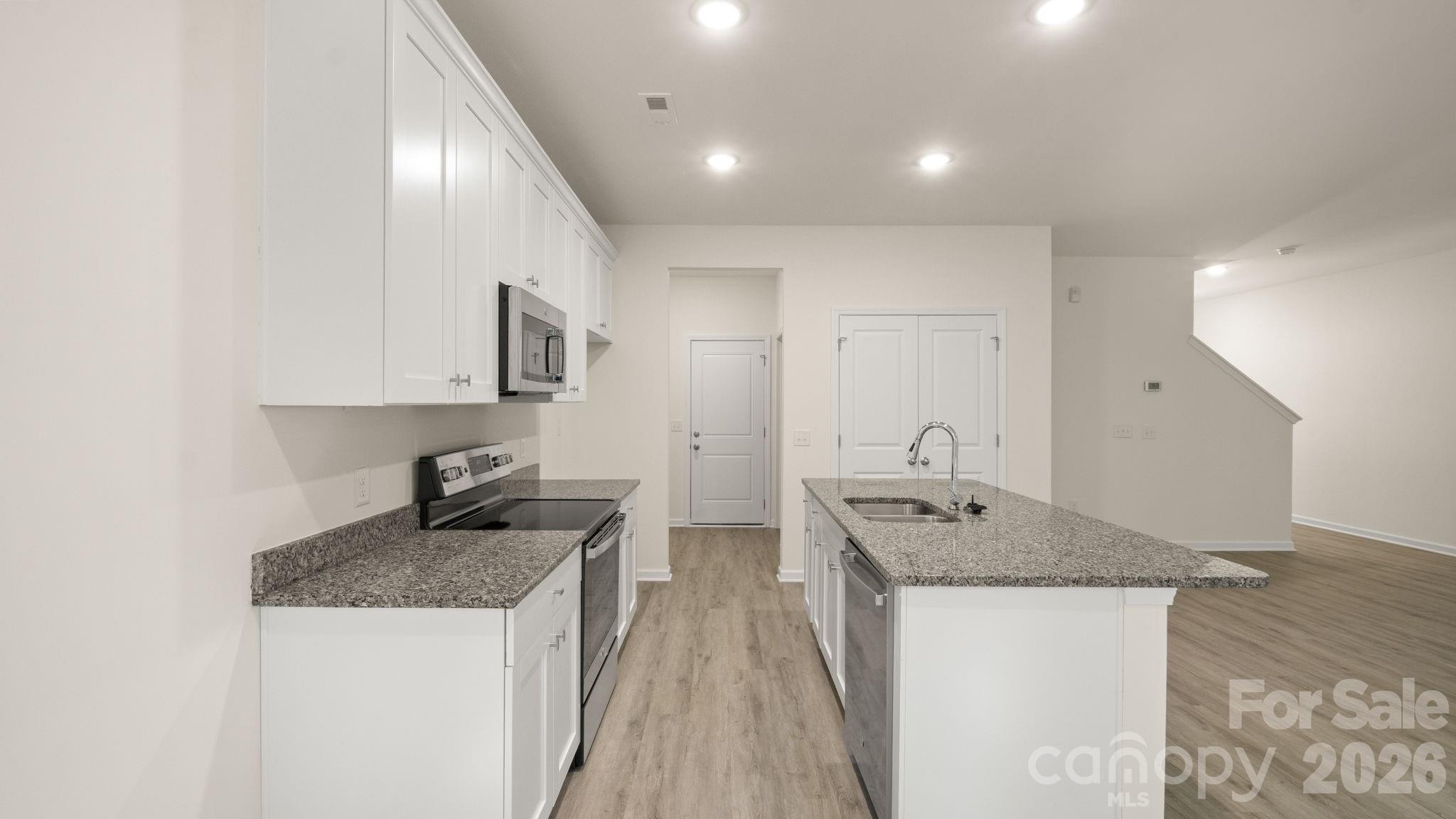 4029 Rolling Creek Drive 22 Property Photo 14