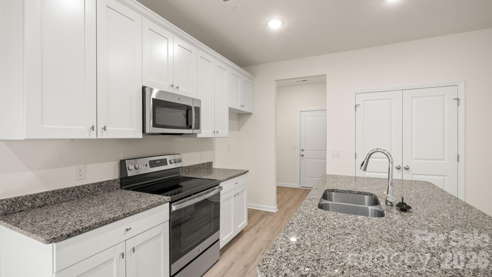 4029 Rolling Creek Drive 22 Property Photo 15