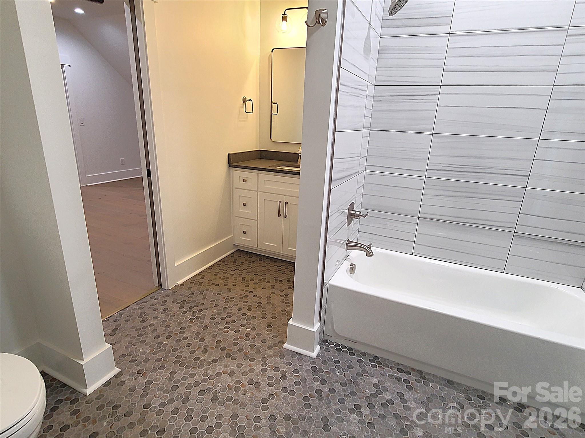 405 19th Avenue Circle Property Photo 35