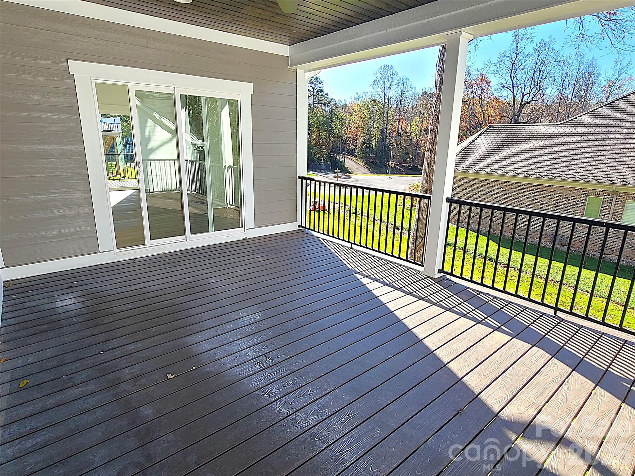 405 19th Avenue Circle Property Photo 46