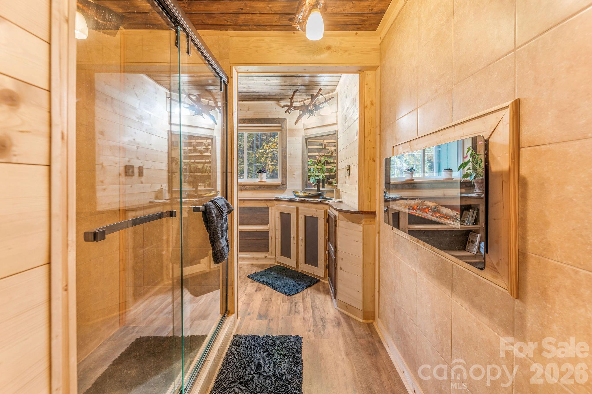 226 Fish Pond Lane Property Photo 17