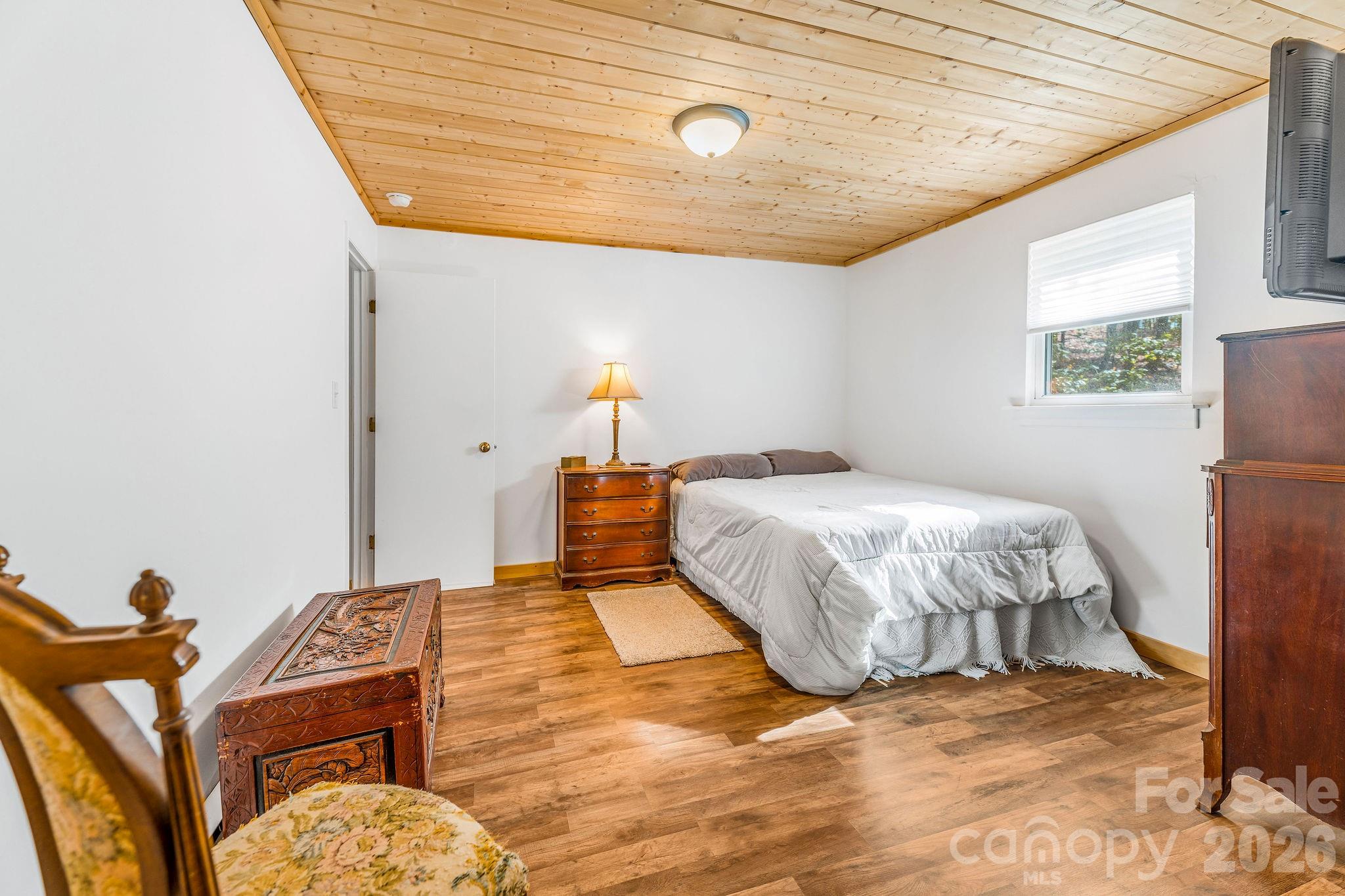 226 Fish Pond Lane Property Photo 22