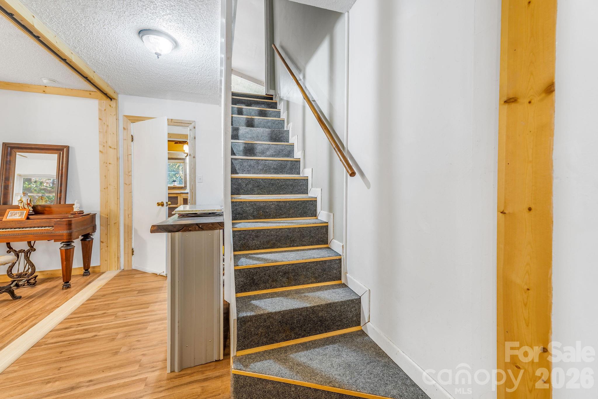 226 Fish Pond Lane Property Photo 25