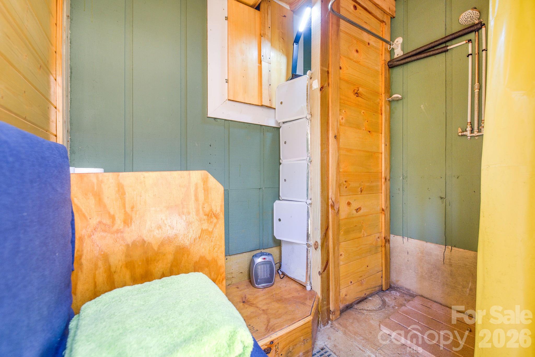 226 Fish Pond Lane Property Photo 32