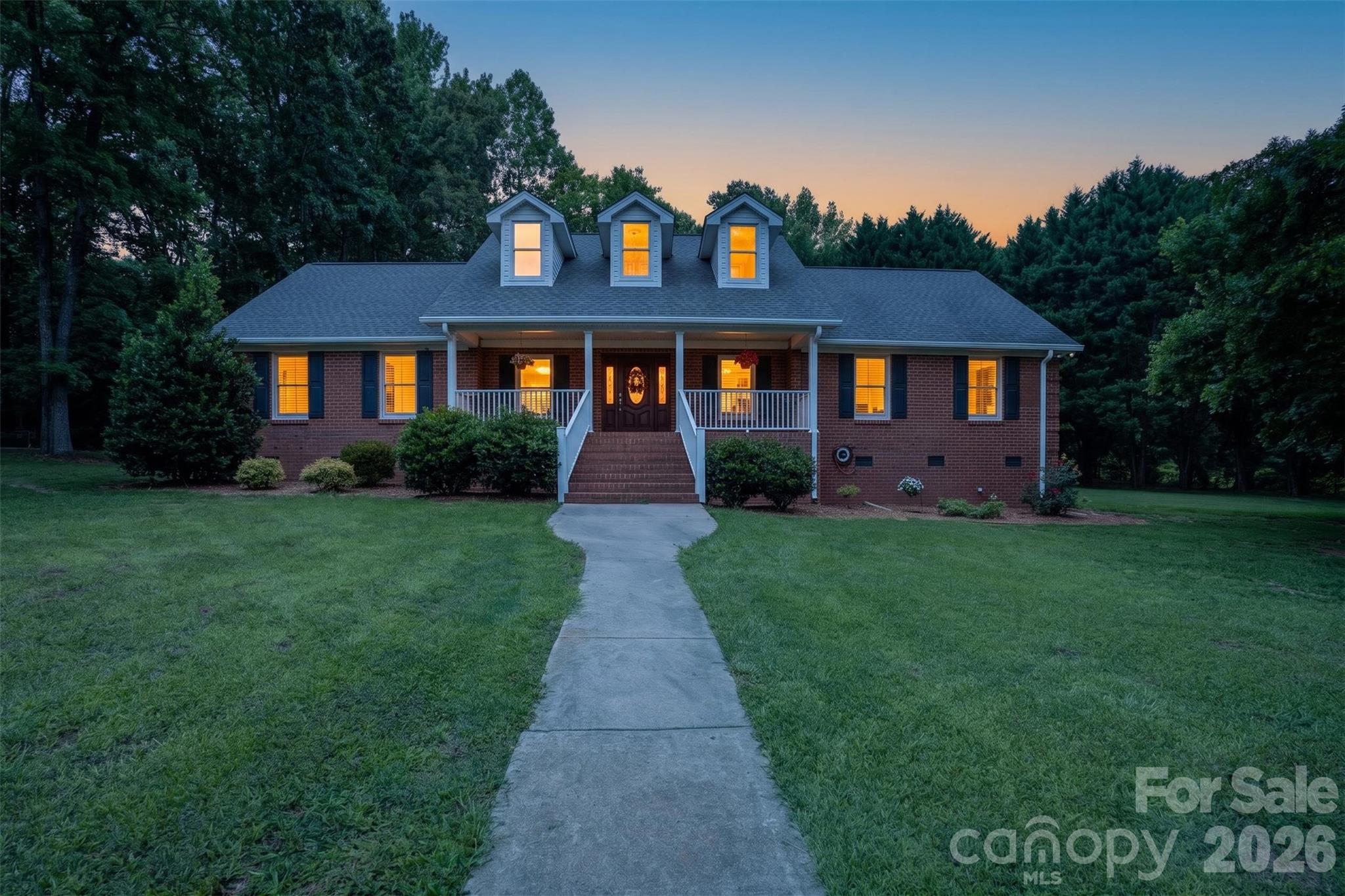 8234 Dennis Road Property Photo 4