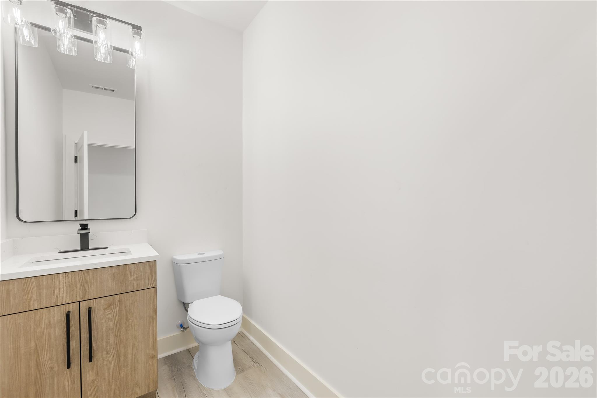 5113 Banfshire Road Property Photo 25