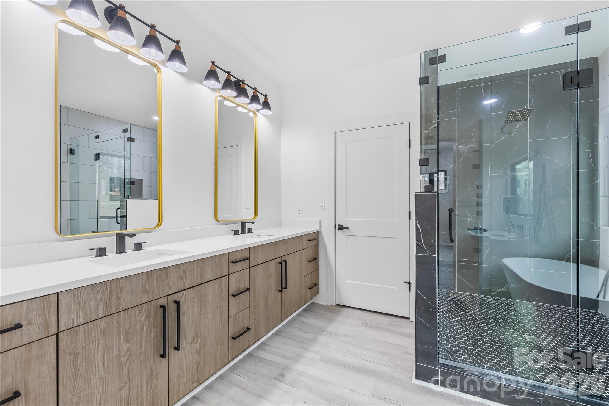 5113 Banfshire Road Property Photo 29