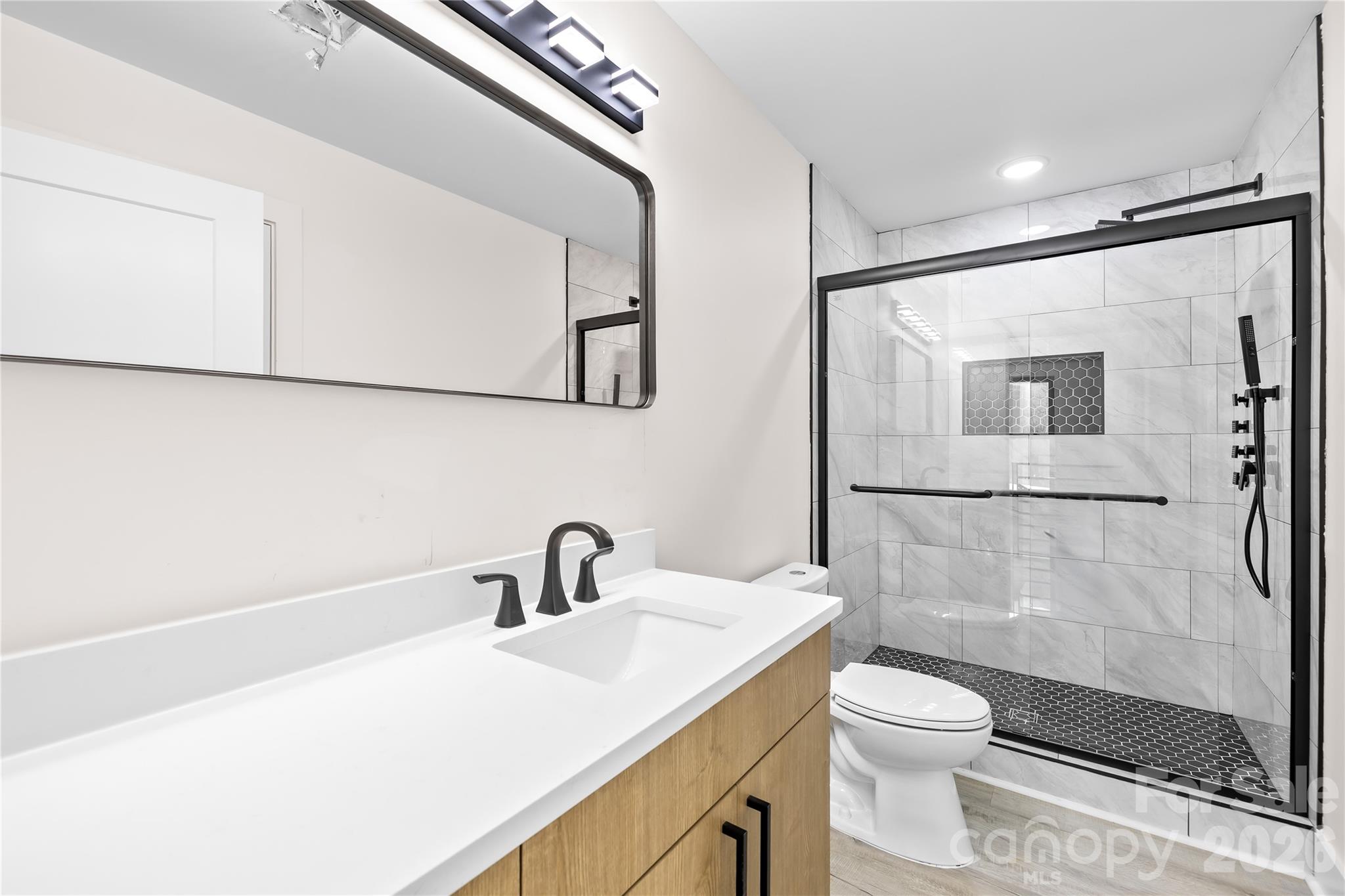5113 Banfshire Road Property Photo 40