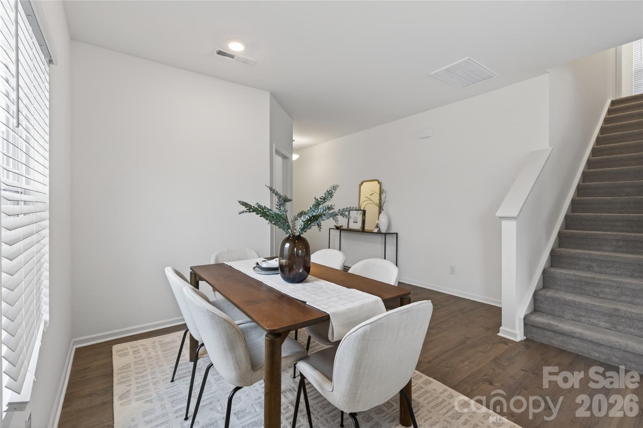 749 Scotch Meadows Loop 115 Property Photo 9