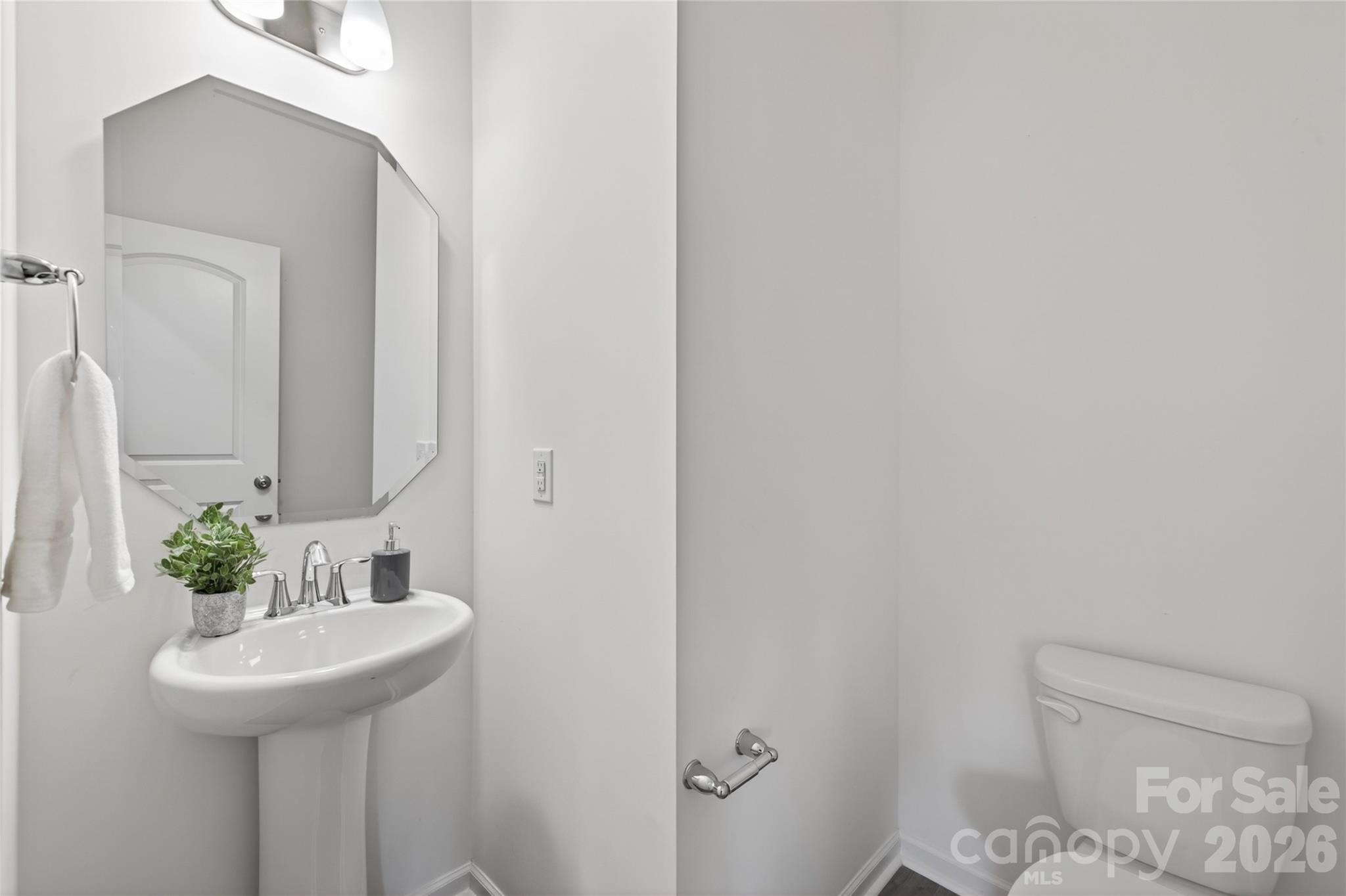749 Scotch Meadows Loop 115 Property Photo 15