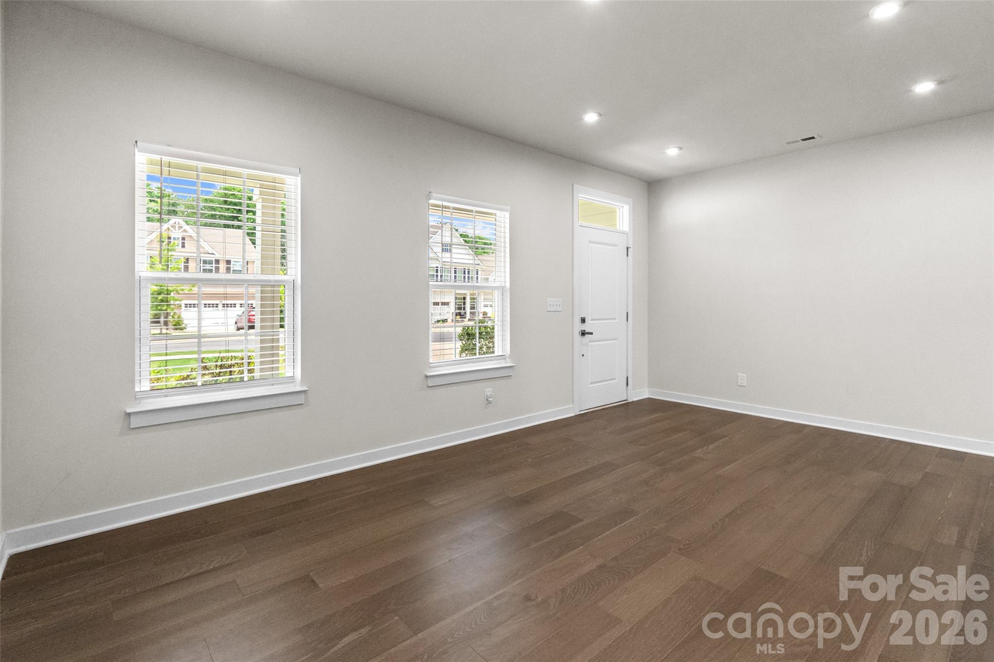 730 Autumn Sage Drive Property Photo 4
