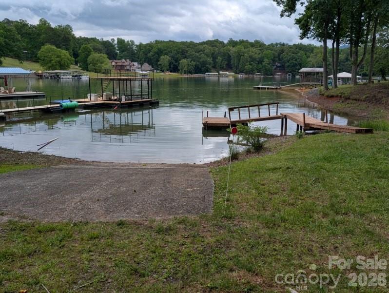 197 Dogwood Drive Property Photo 3