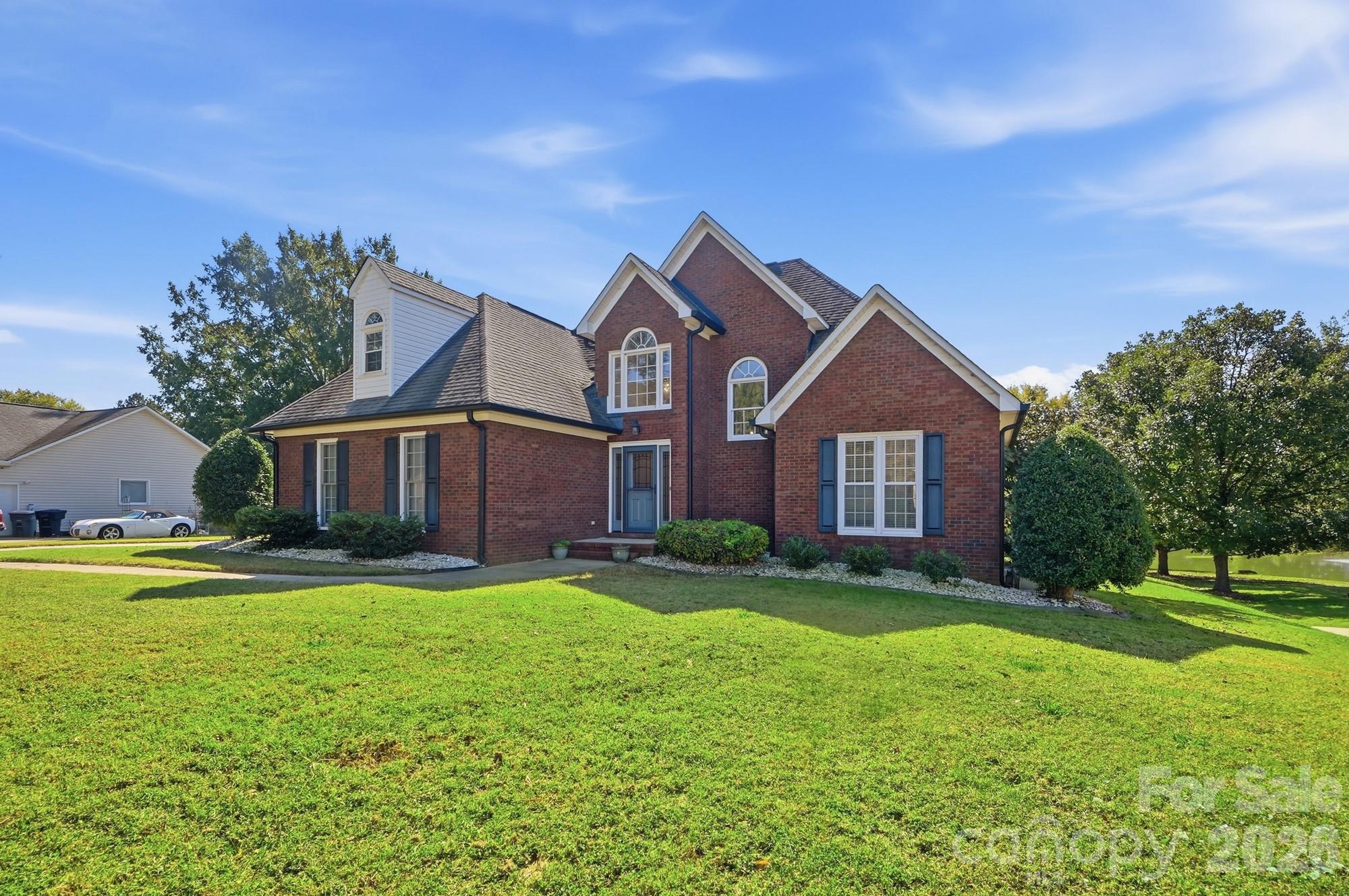 2322 Beaver Pond Road Property Photo 1