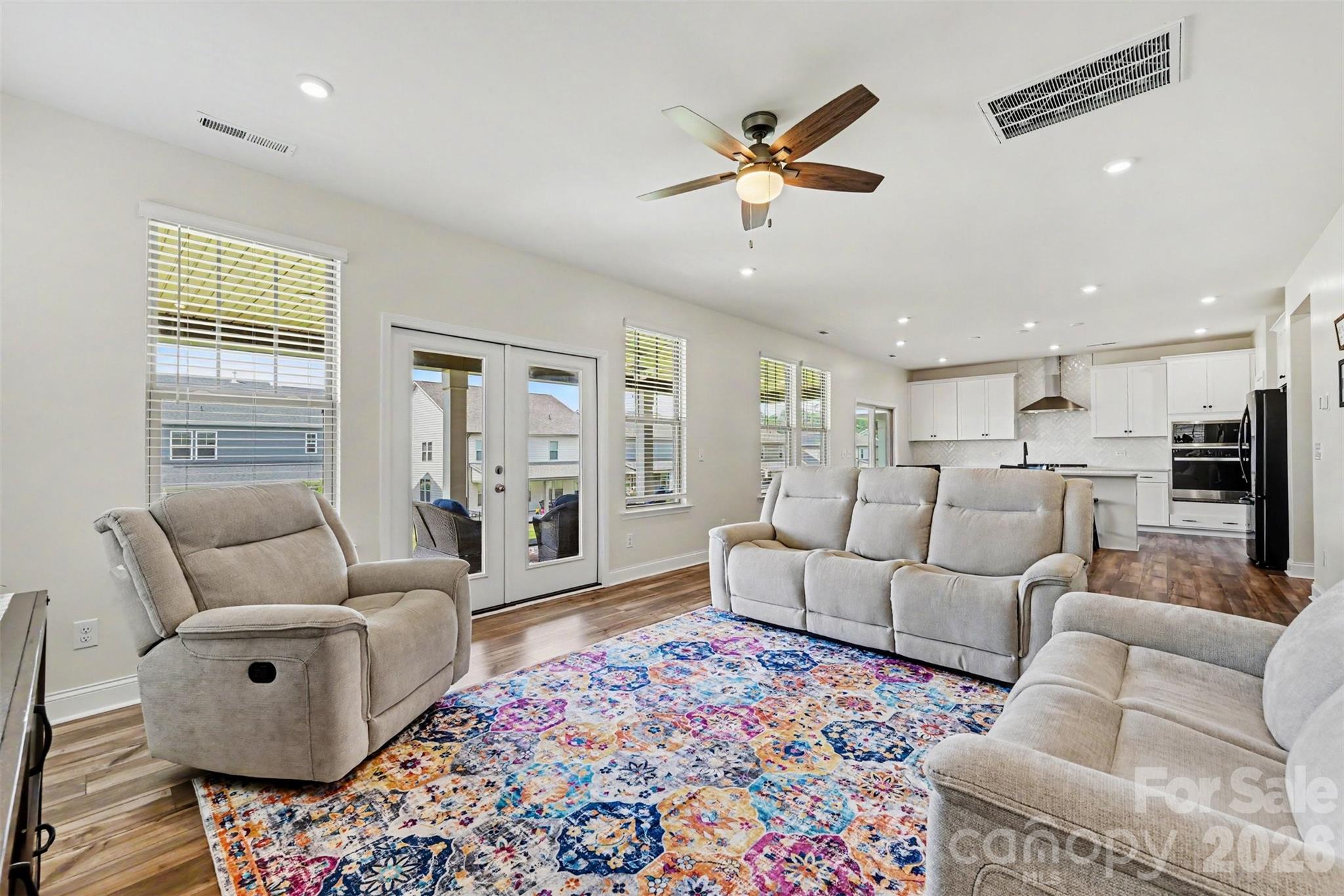 642 Amberjack Place Property Photo 7
