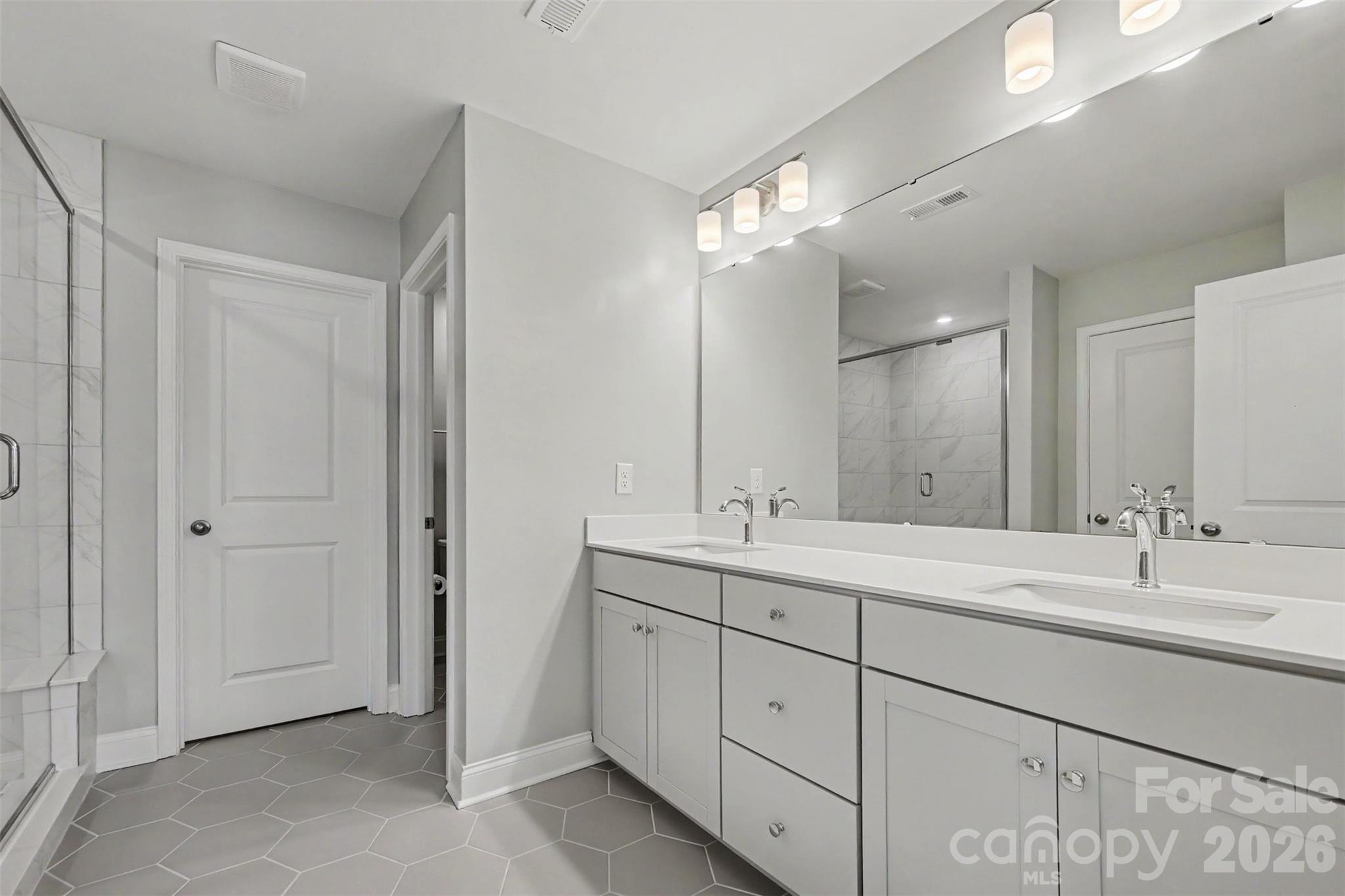 642 Amberjack Place Property Photo 15