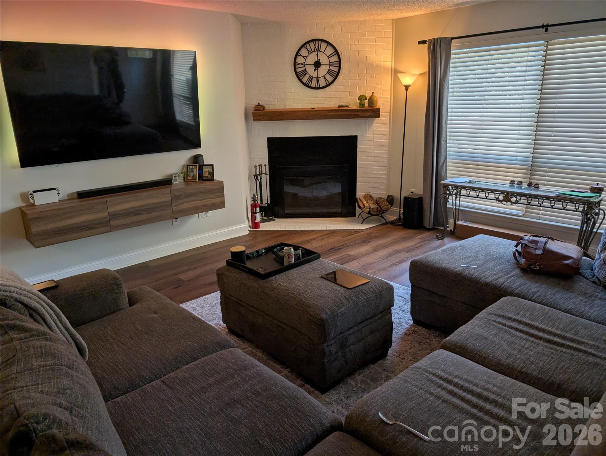 1600 Sharon Road Property Photo 4