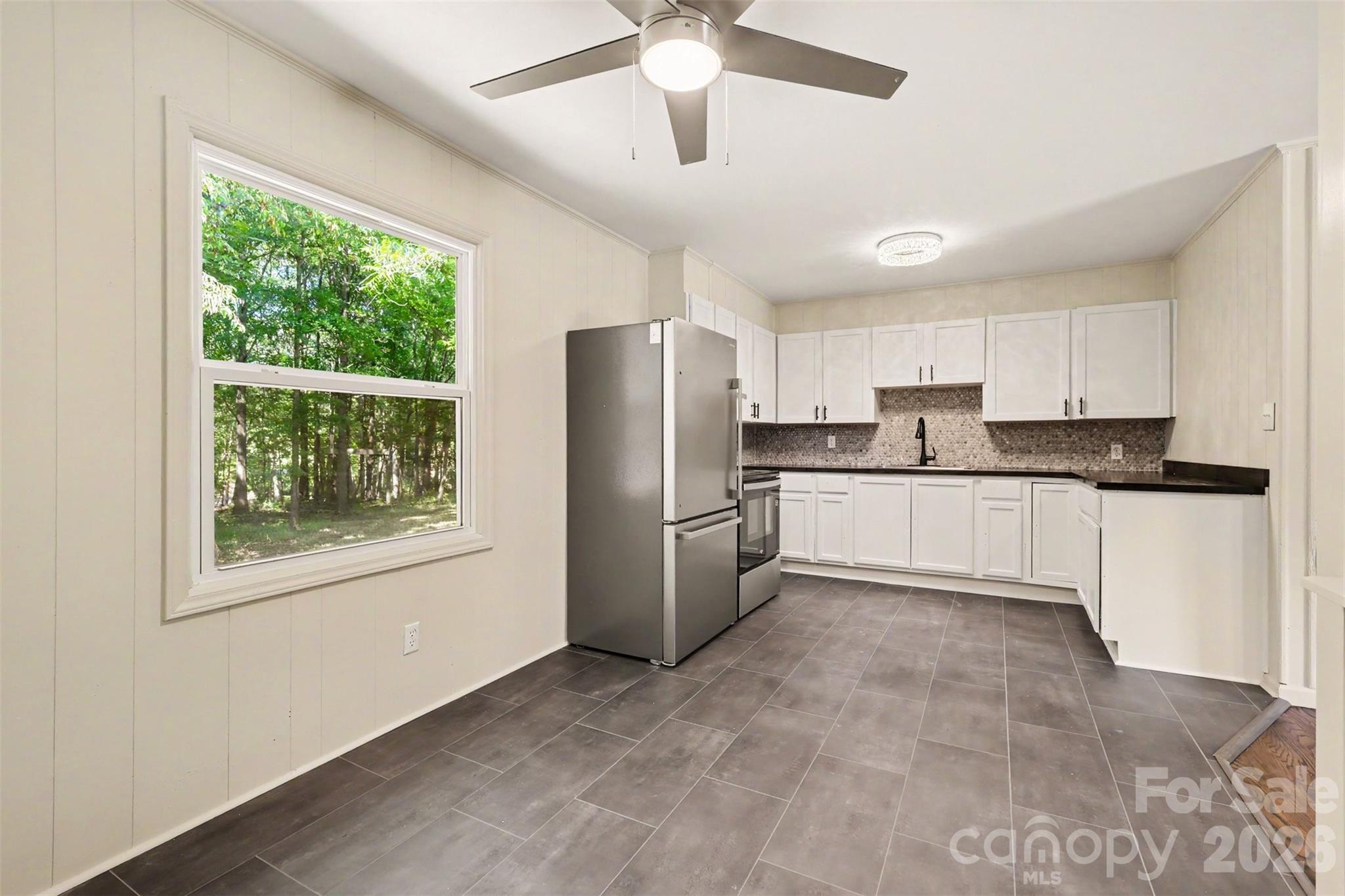 28 Maiden Lane Property Photo 7