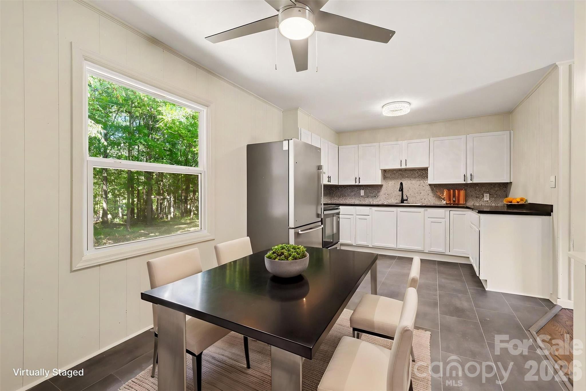 28 Maiden Lane Property Photo 8