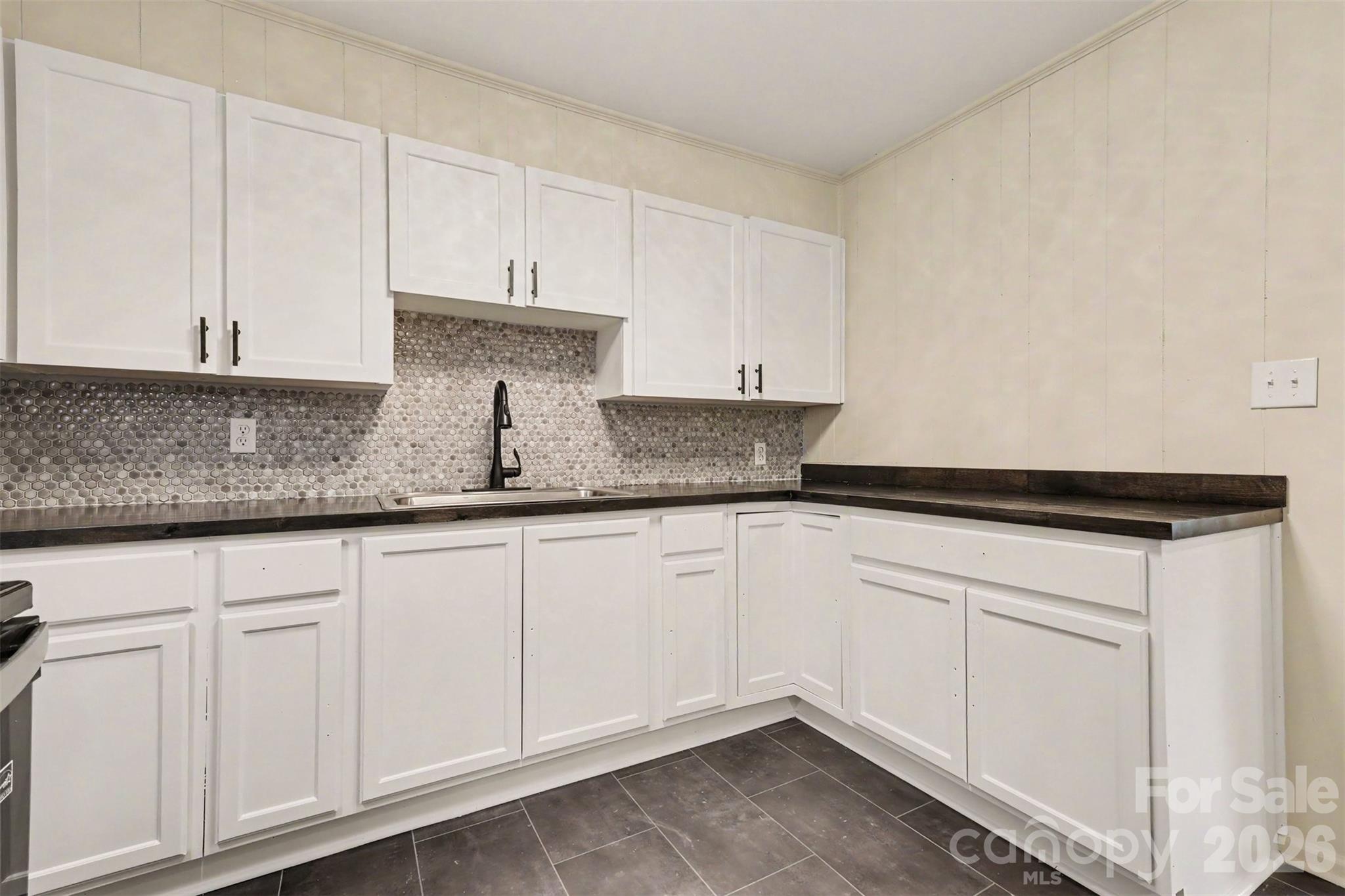 28 Maiden Lane Property Photo 9