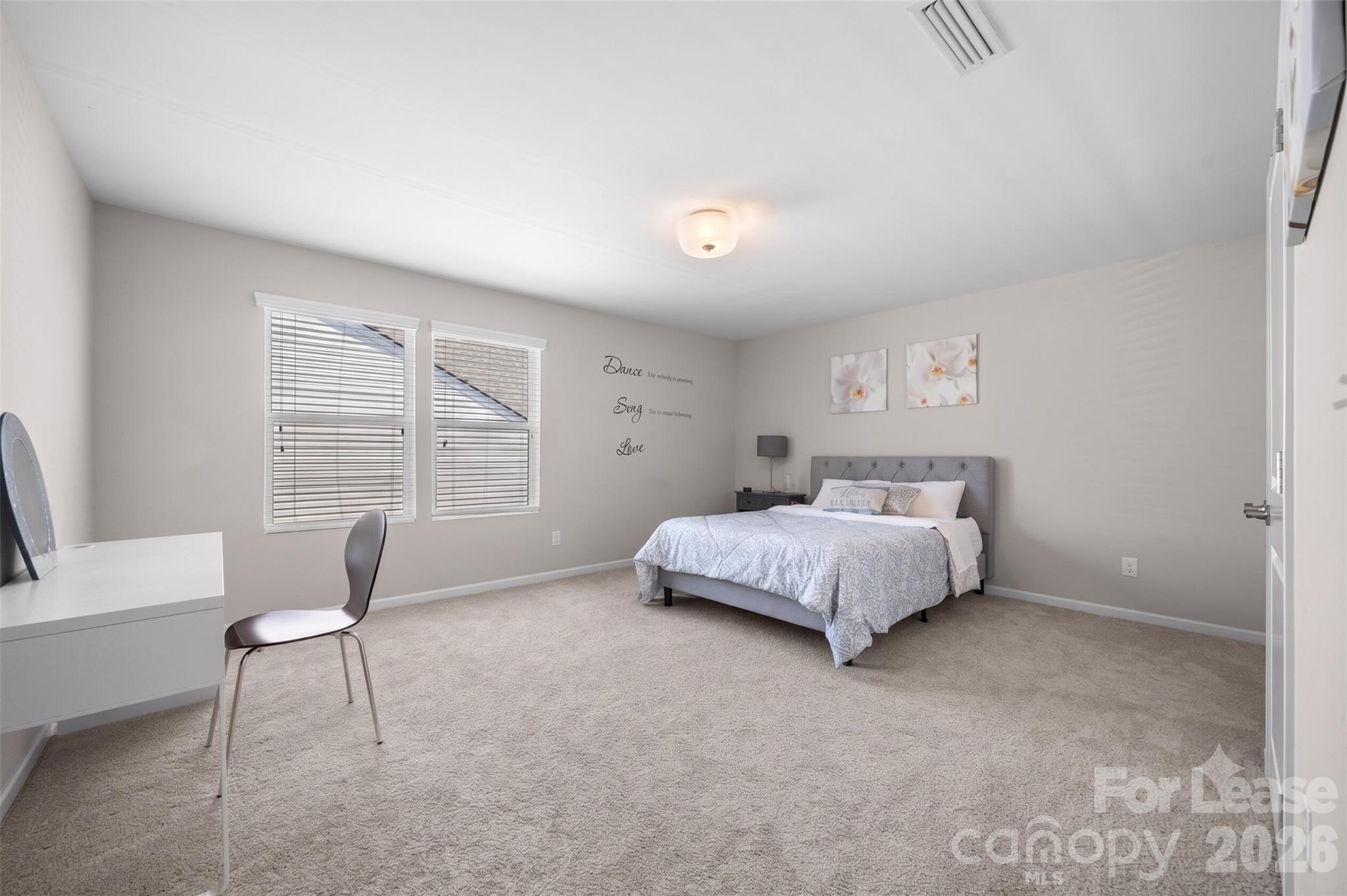 2316 Celandine Way Property Photo 23