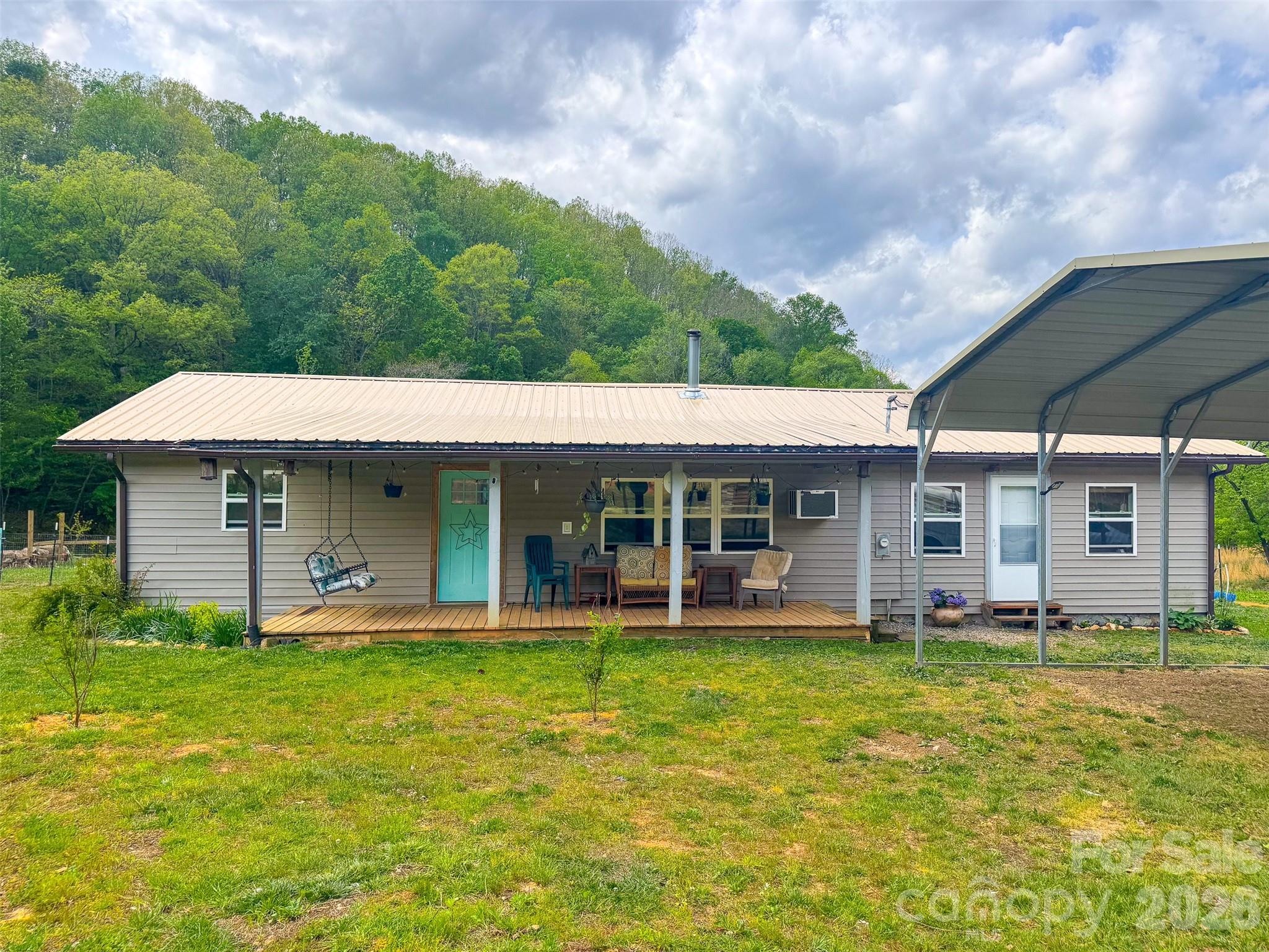3325 Pack Mountain Road Property Photo 7