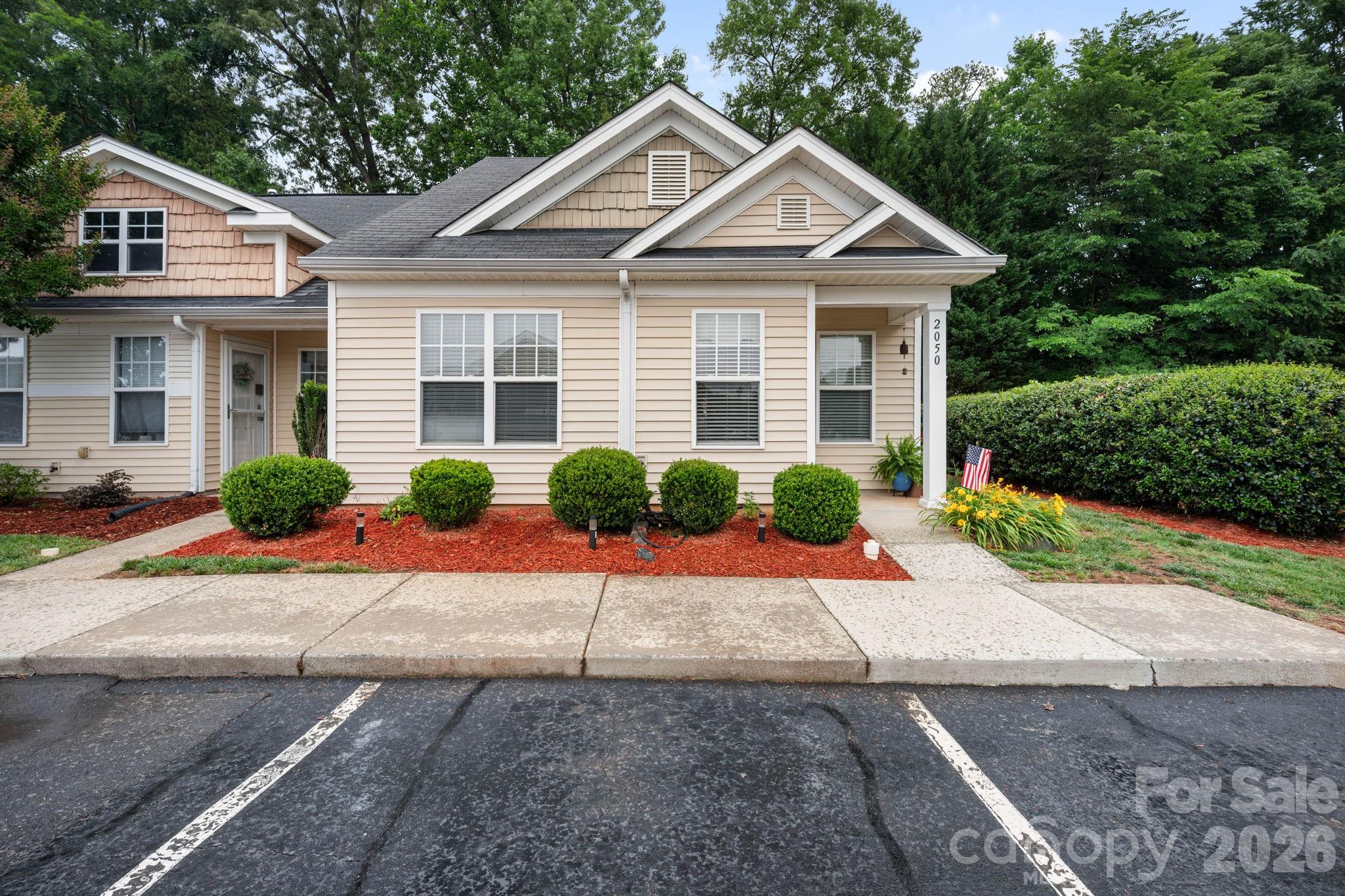2050 Shady Pond Drive Property Photo 1