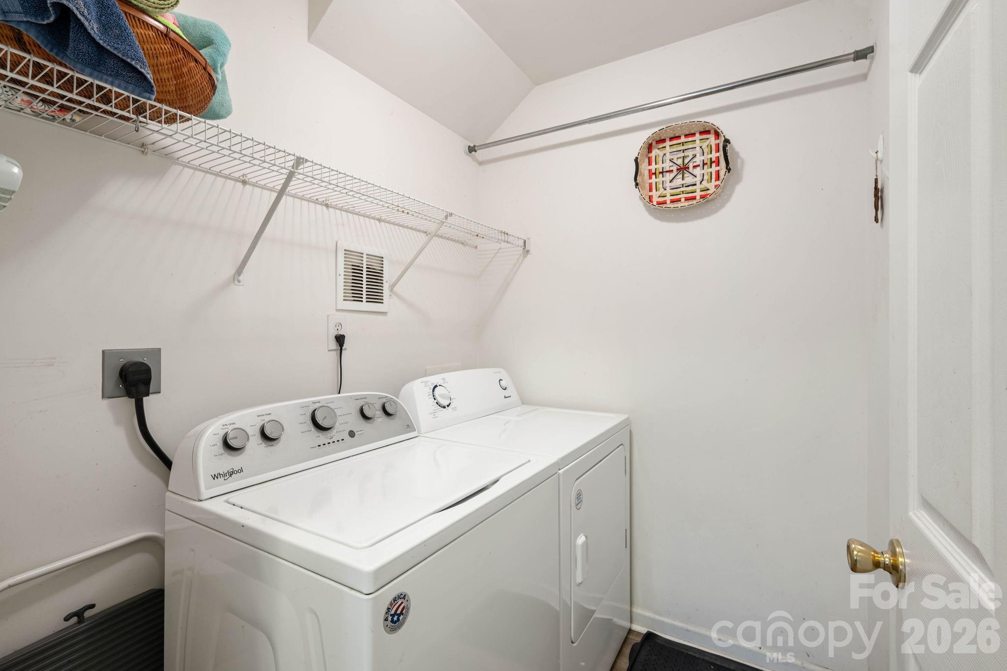 2050 Shady Pond Drive Property Photo 27