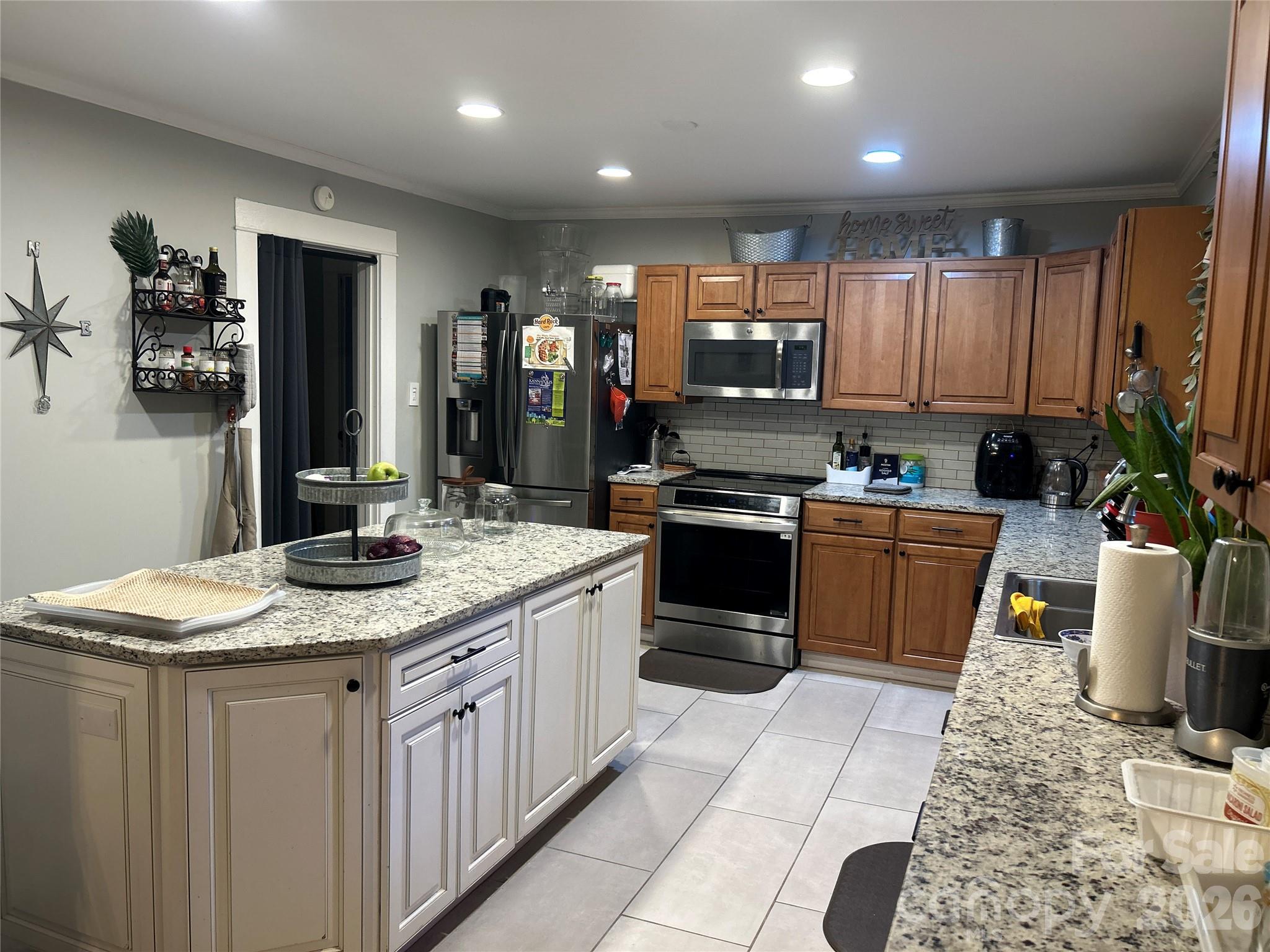 1303 Lane Street Property Photo 6