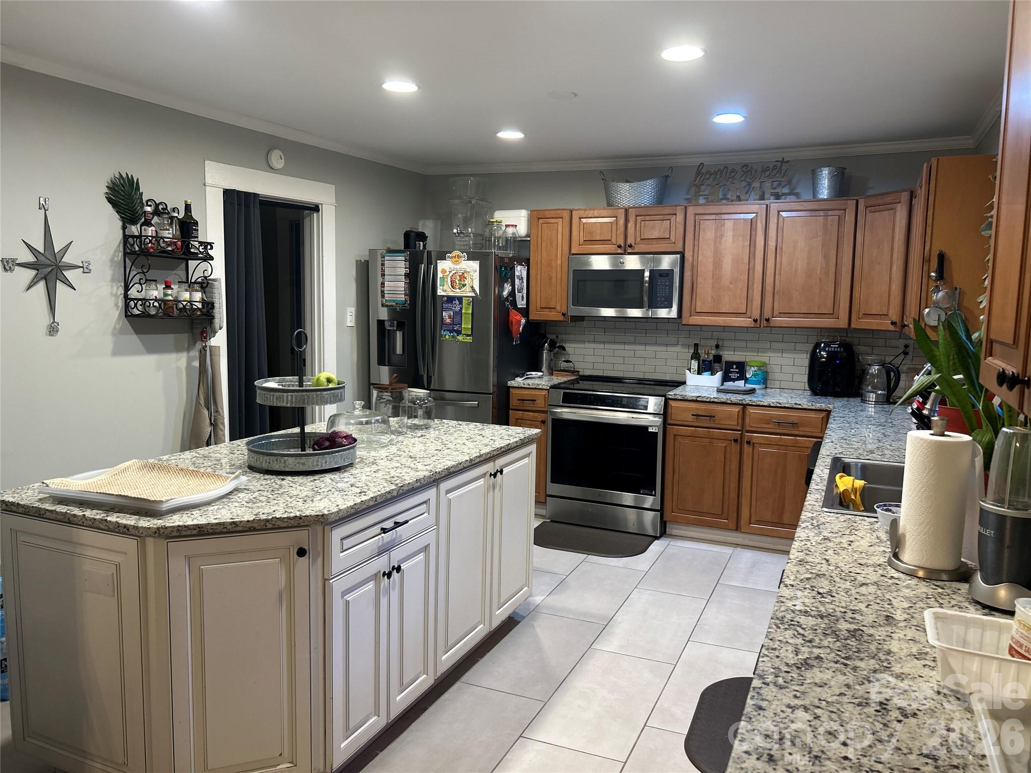 1303 Lane Street Property Photo 8