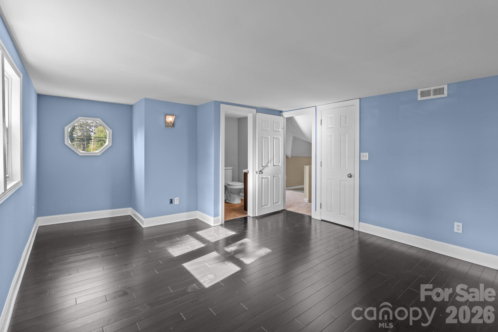 319 N Central Avenue Property Photo 27
