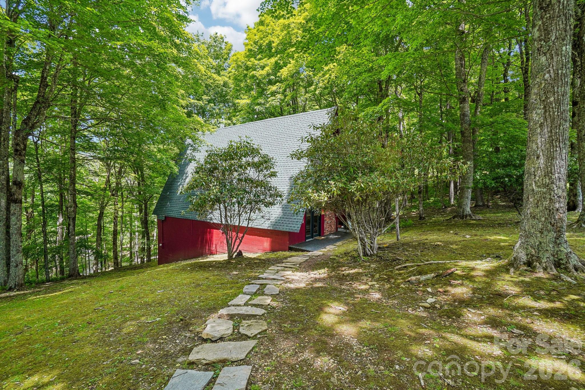 201 Hampton Gap Drive Property Photo 6