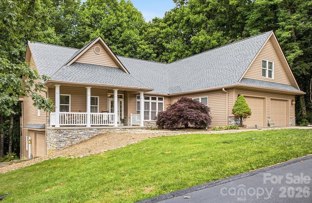 3121 Cove Loop Road Property Photo 3