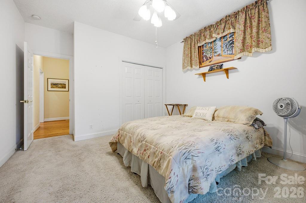 3121 Cove Loop Road Property Photo 18
