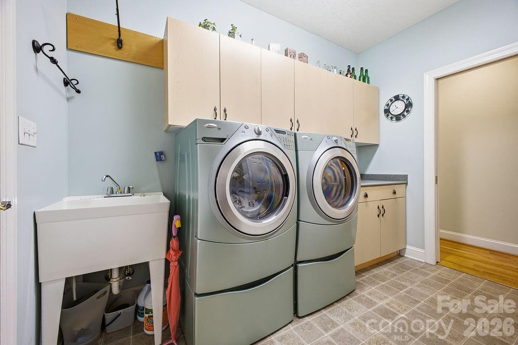 3121 Cove Loop Road Property Photo 21
