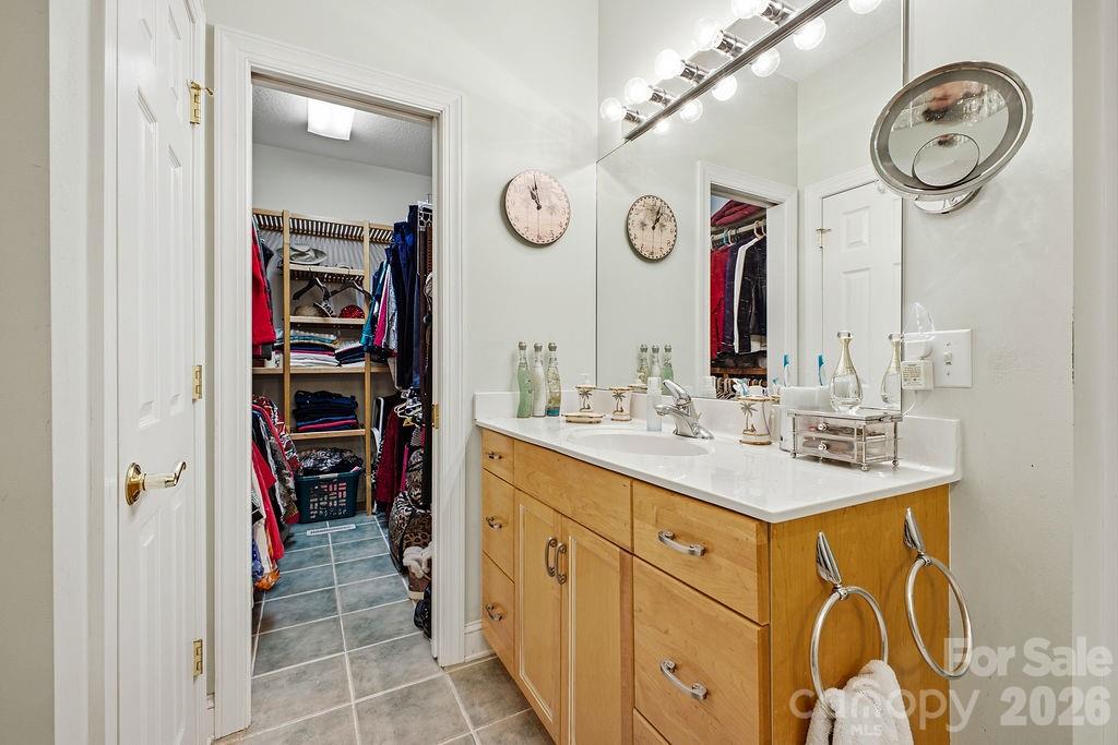 3121 Cove Loop Road Property Photo 26