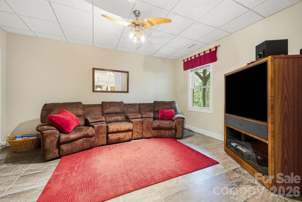 3121 Cove Loop Road Property Photo 31