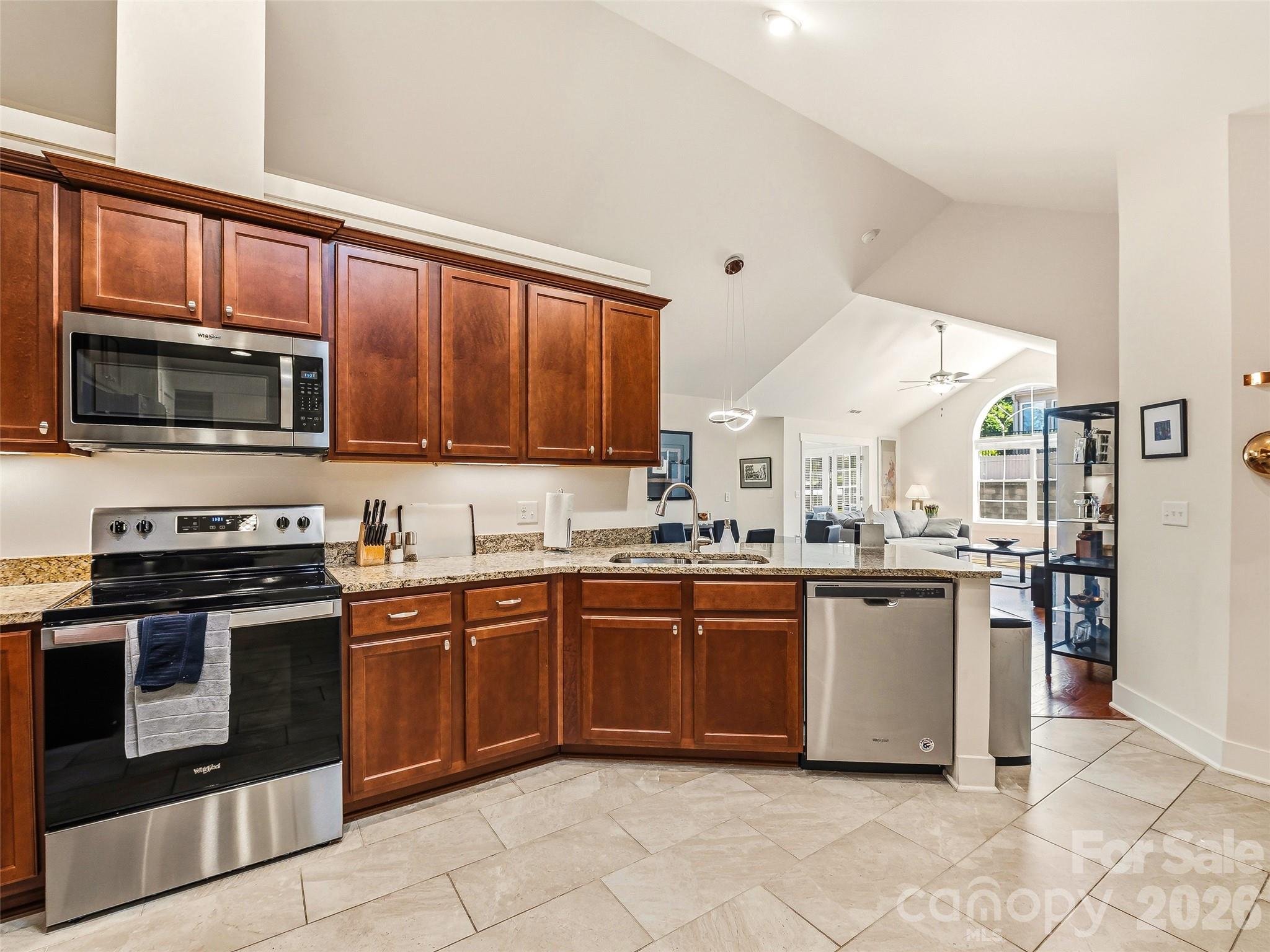 39 Braeburn Way Property Photo 7