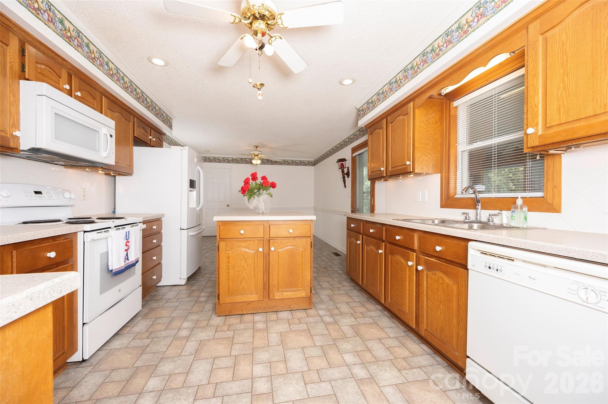 1630 Yadkin Valley Road Property Photo 11