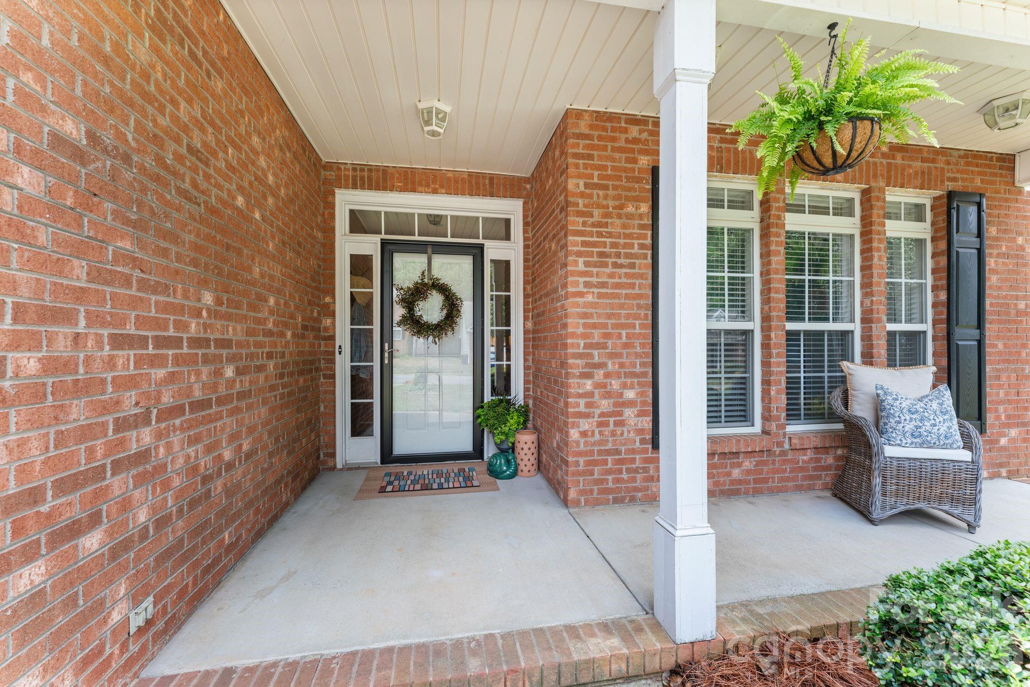 1900 Austin Place Lane Property Photo 2
