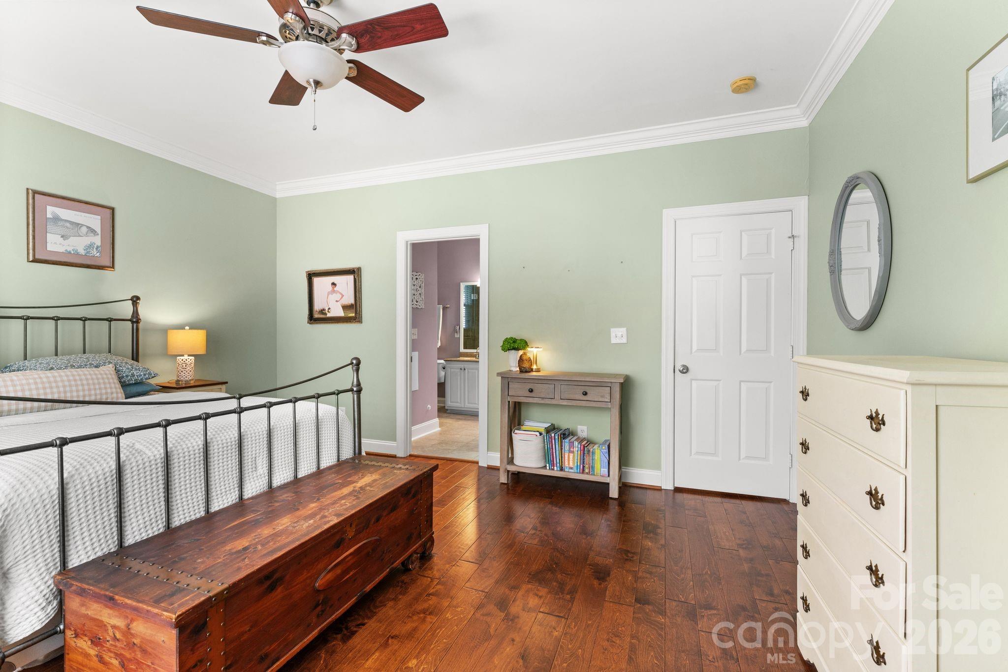 1900 Austin Place Lane Property Photo 15
