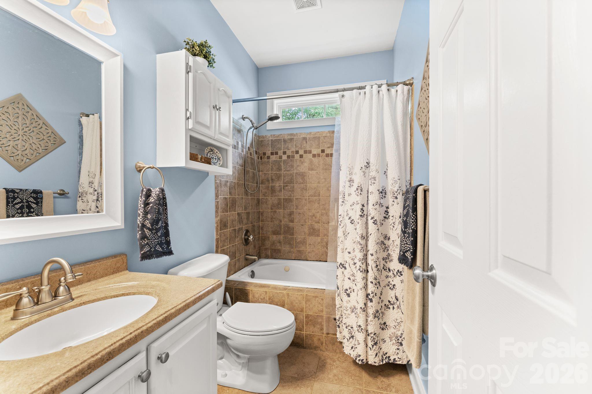 1900 Austin Place Lane Property Photo 24