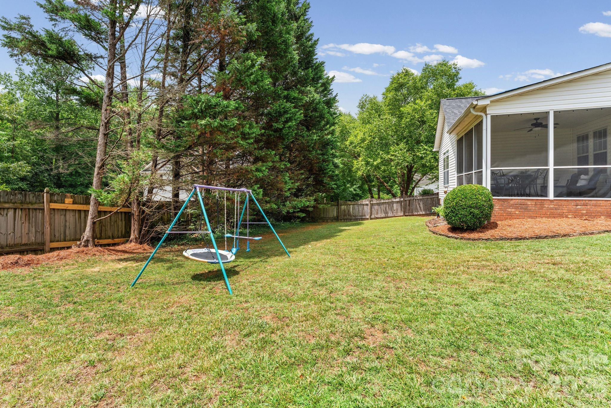 1900 Austin Place Lane Property Photo 31