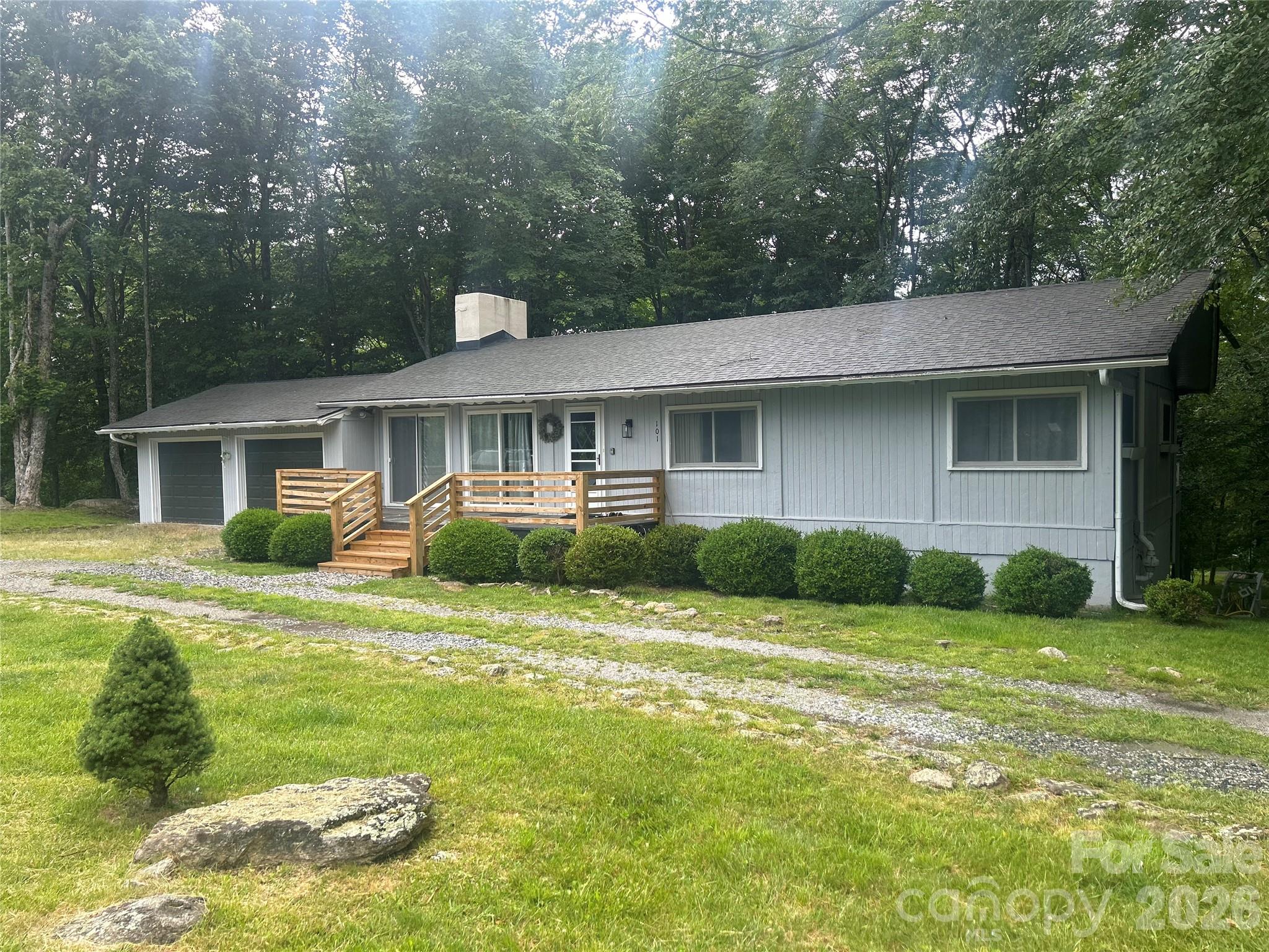 101 Upper Grouse Ridge Road Property Photo 2
