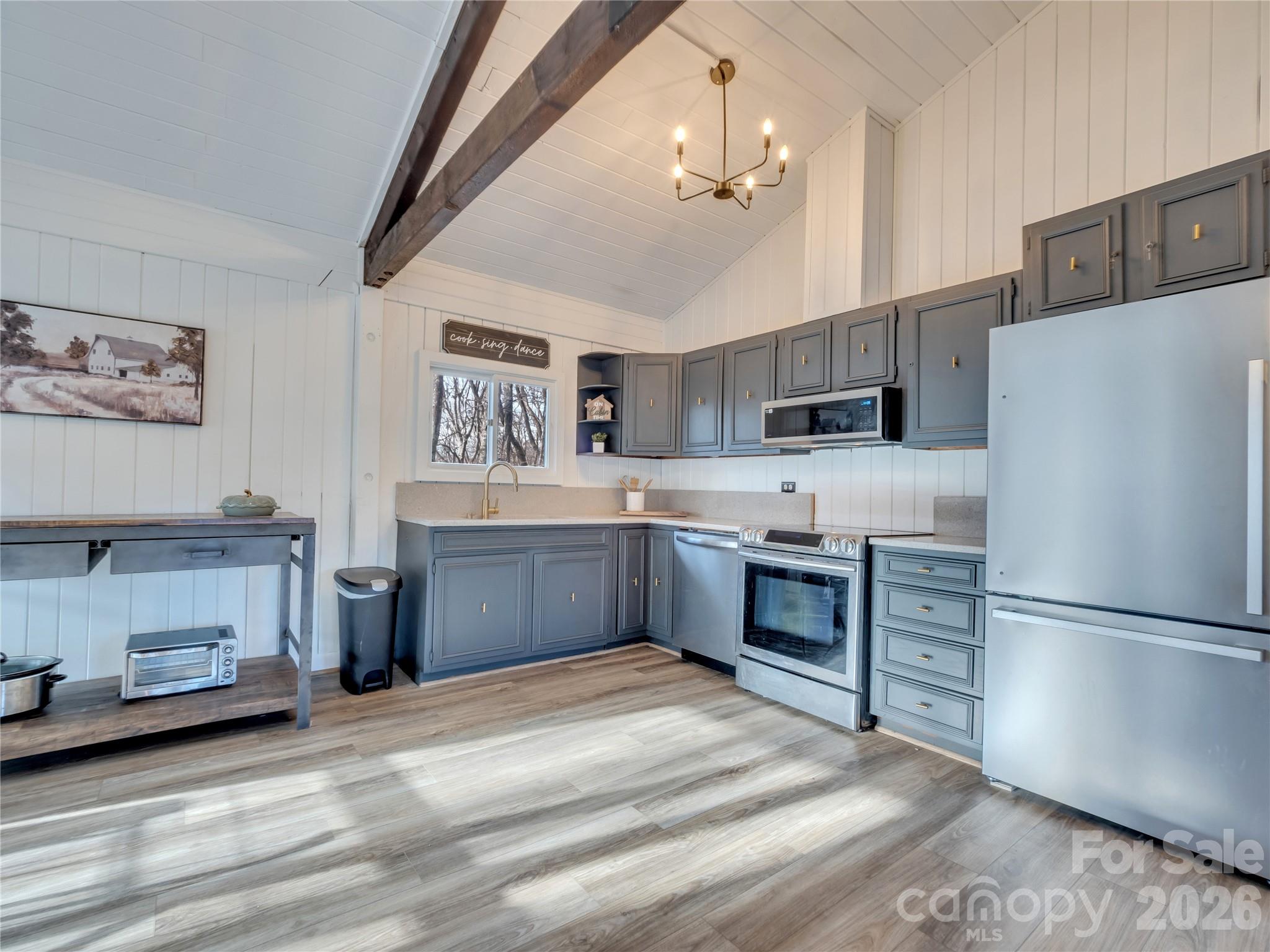 101 Upper Grouse Ridge Road Property Photo 9