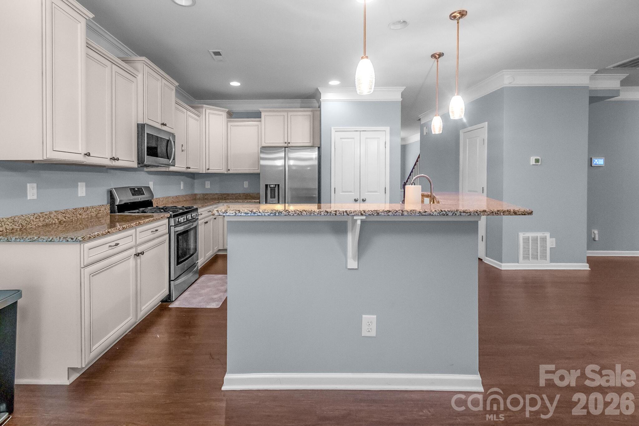 1410 San Gabriel Avenue Property Photo 8