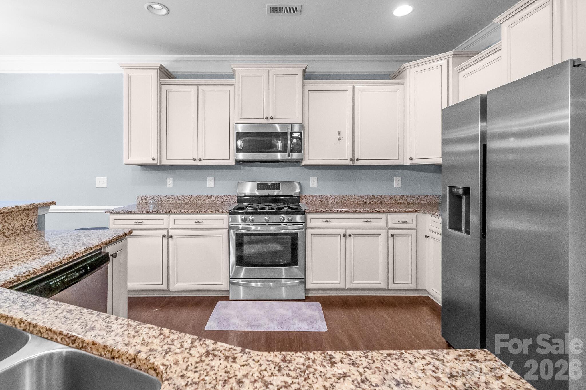 1410 San Gabriel Avenue Property Photo 10