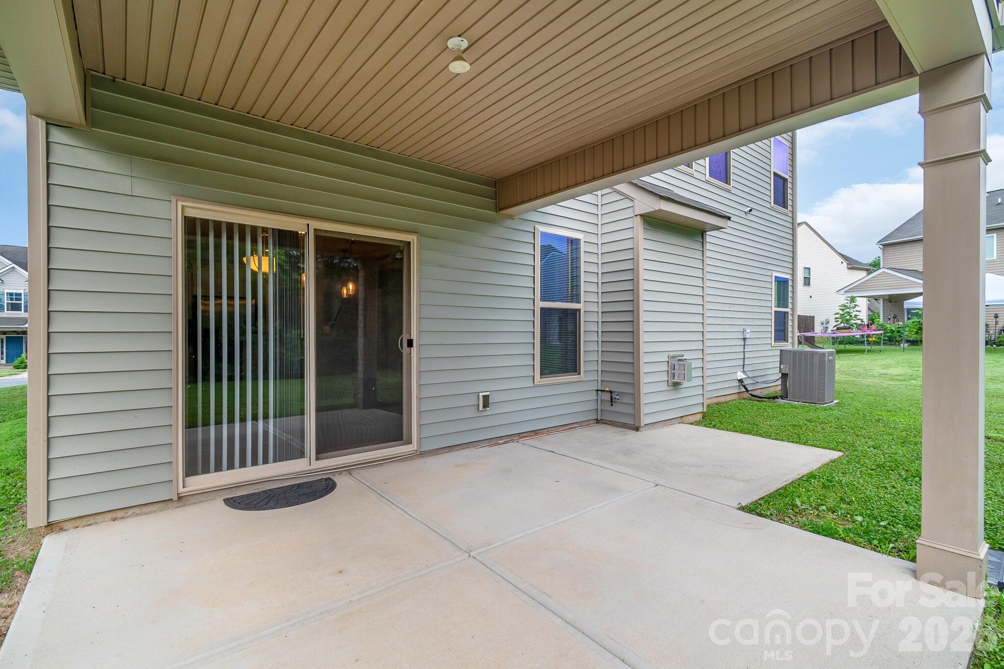 1410 San Gabriel Avenue Property Photo 43
