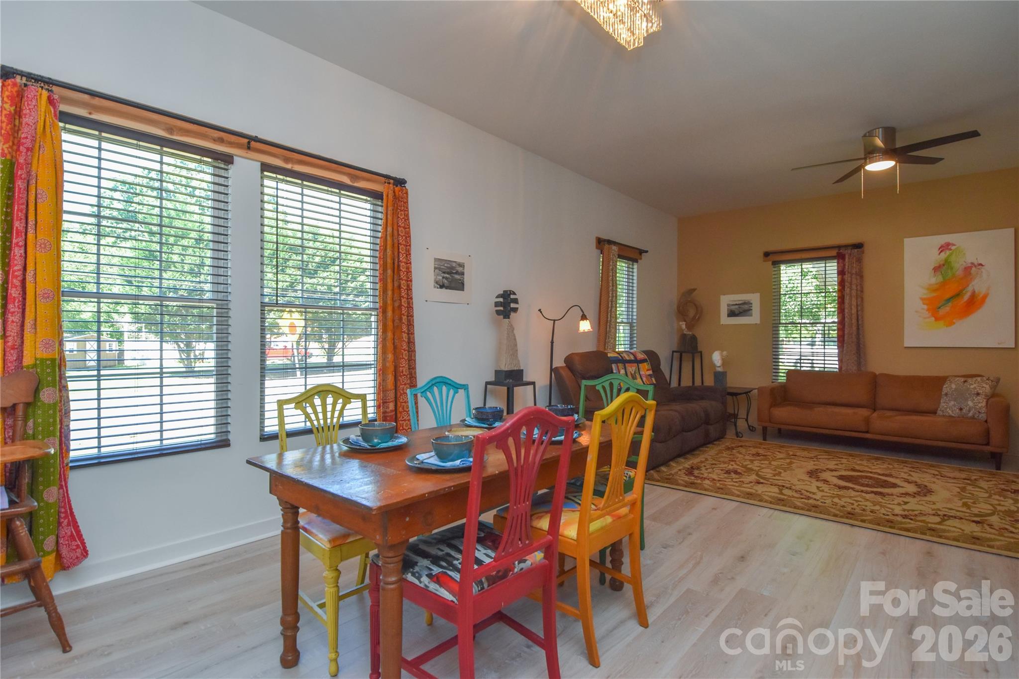 345 W Lowrance Avenue Property Photo 9