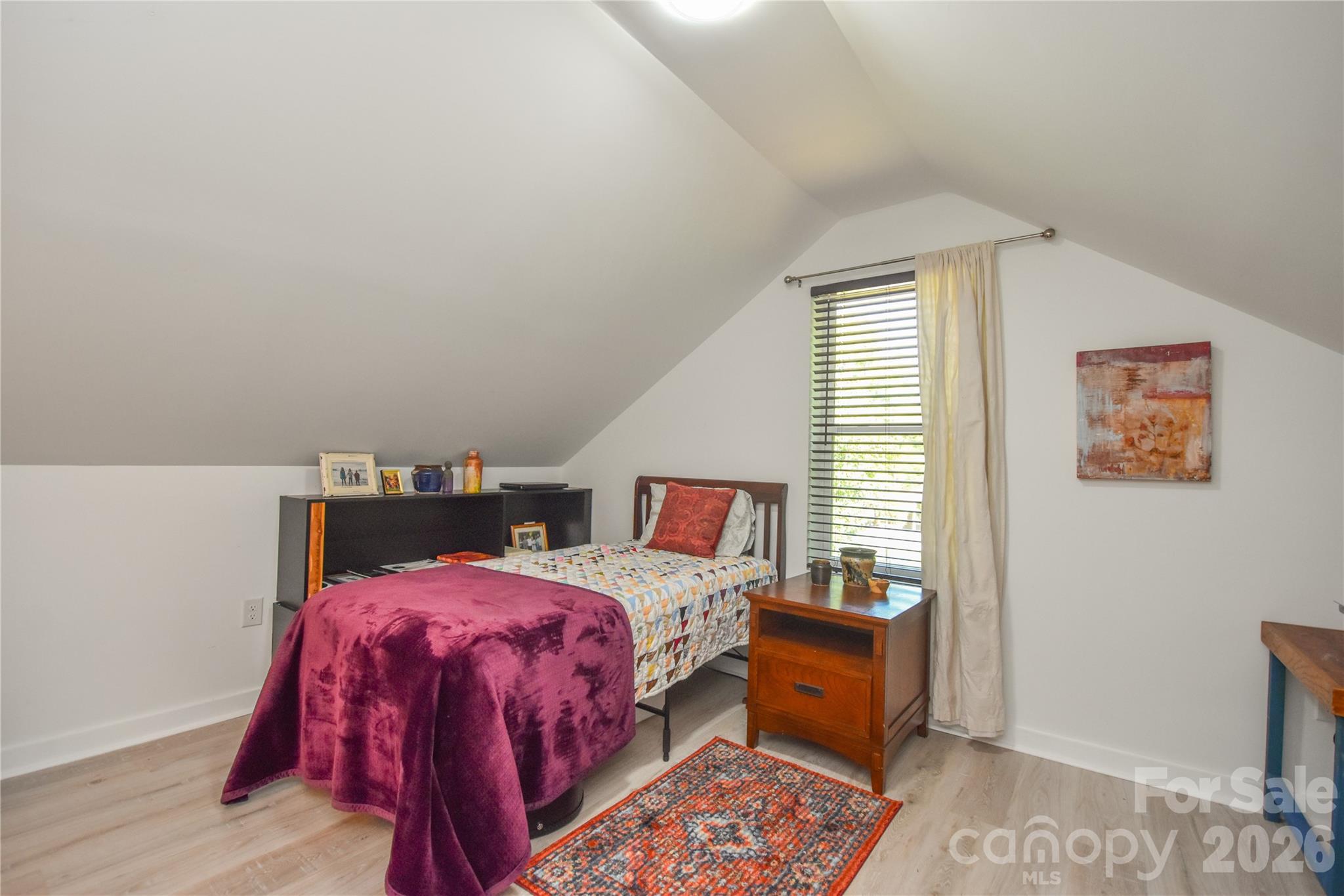 345 W Lowrance Avenue Property Photo 27